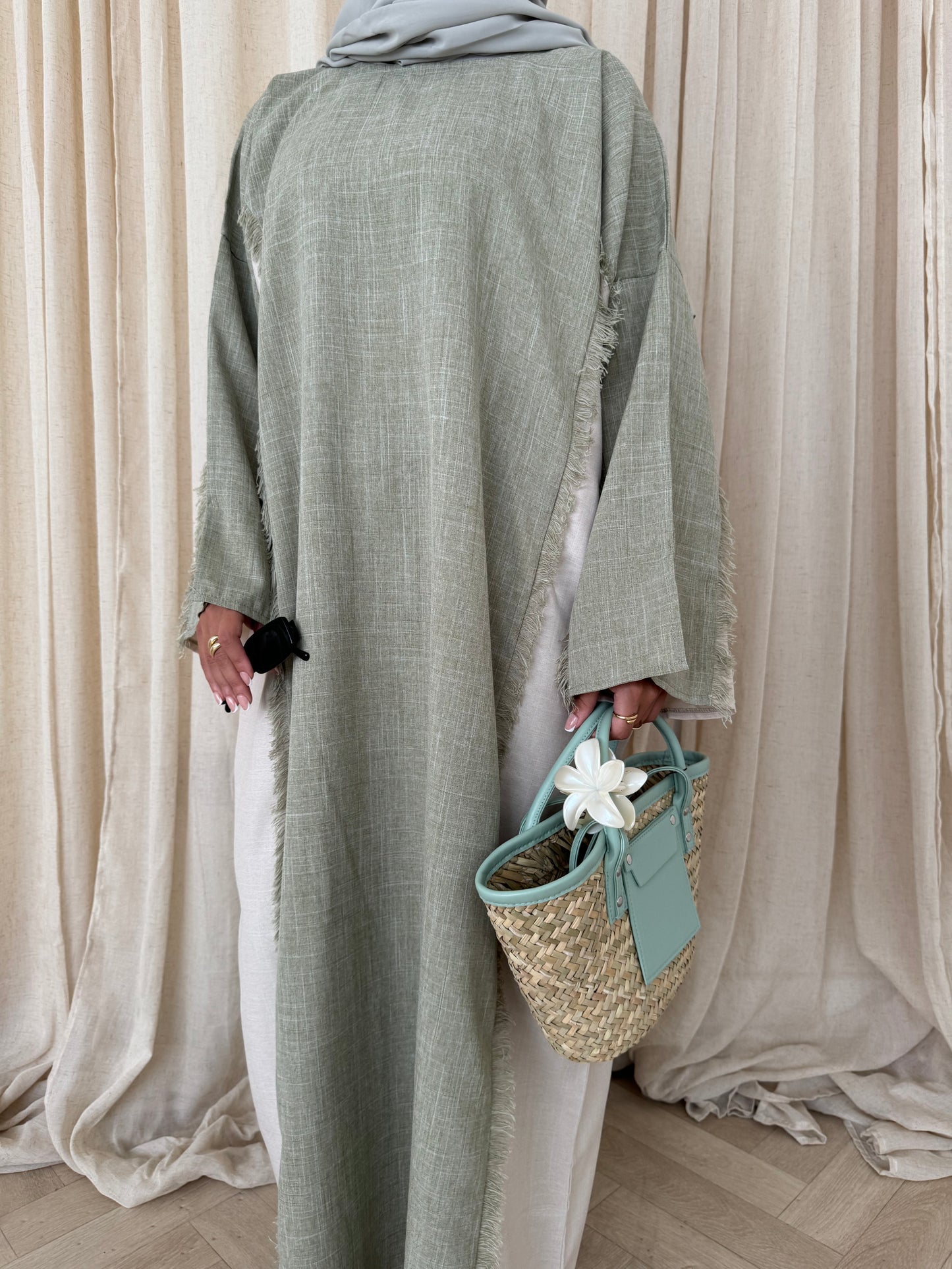 Pistachio Sage & Cream Closed abaya