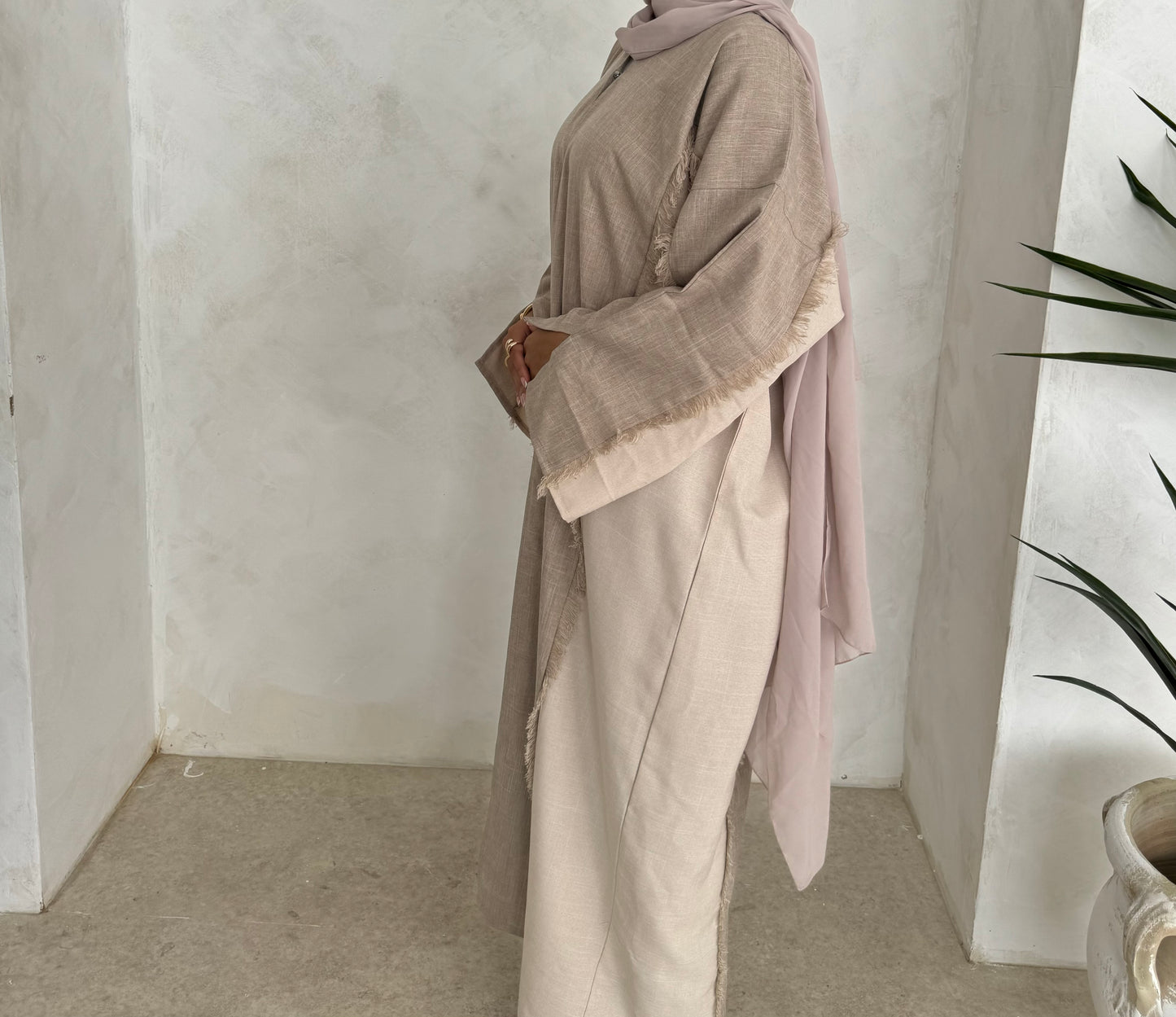 Pearly Sand Open Abaya